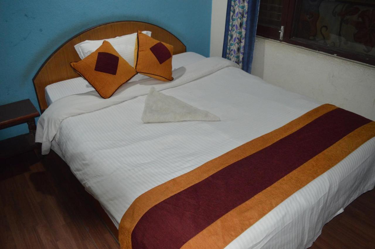Holy Land Hotel Nepal Катманду Экстерьер фото