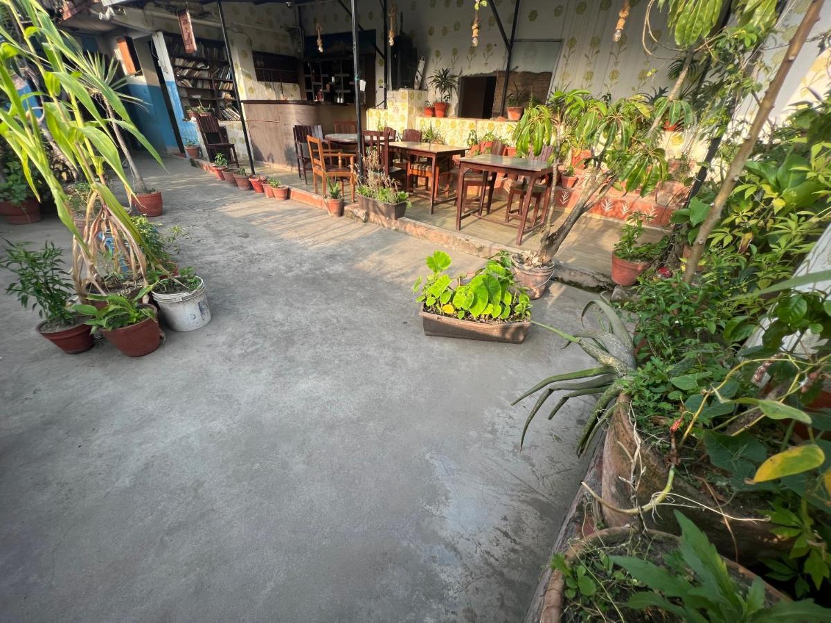 Holy Land Hotel Nepal Катманду Экстерьер фото