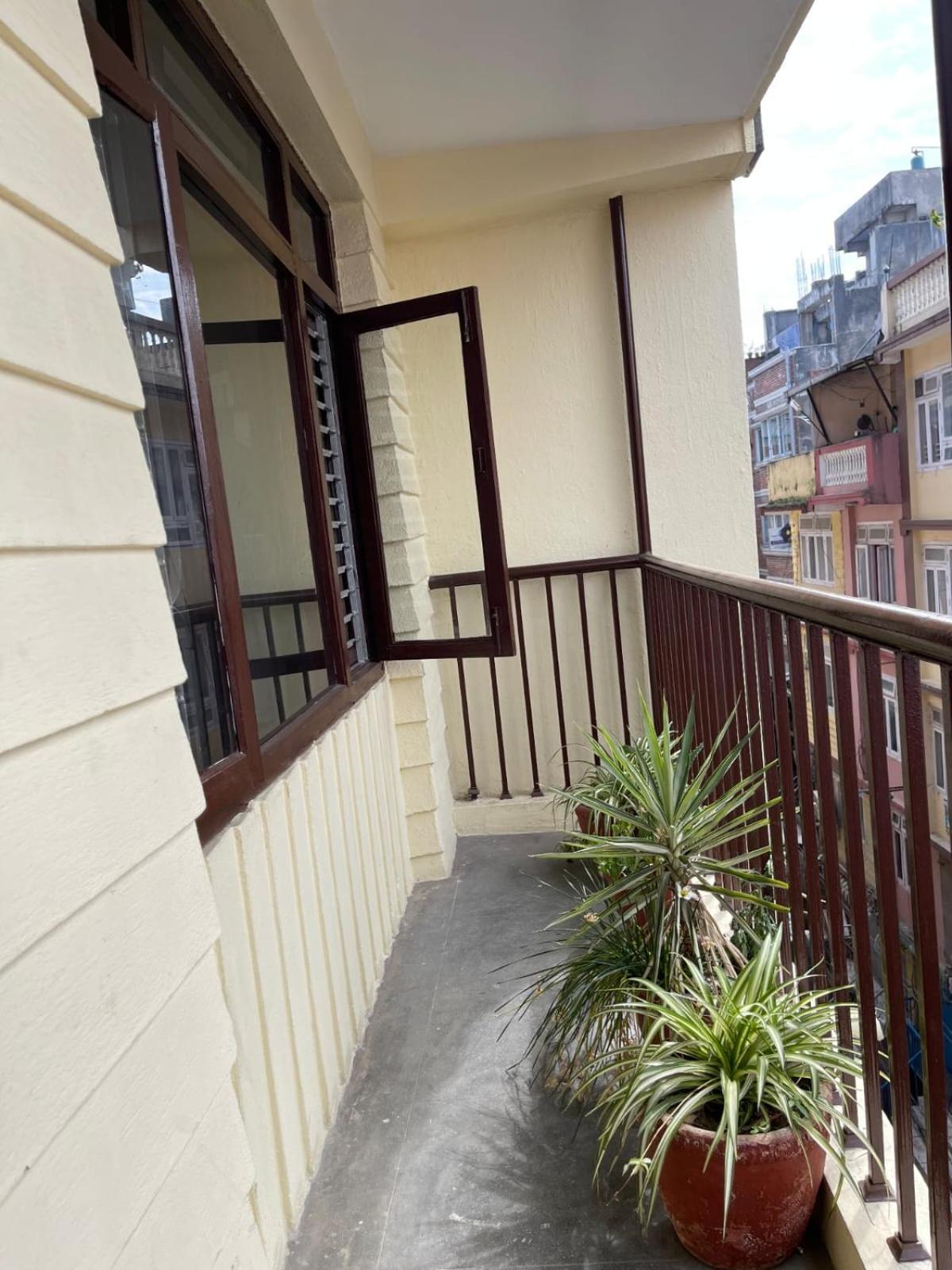 Holy Land Hotel Nepal Катманду Экстерьер фото