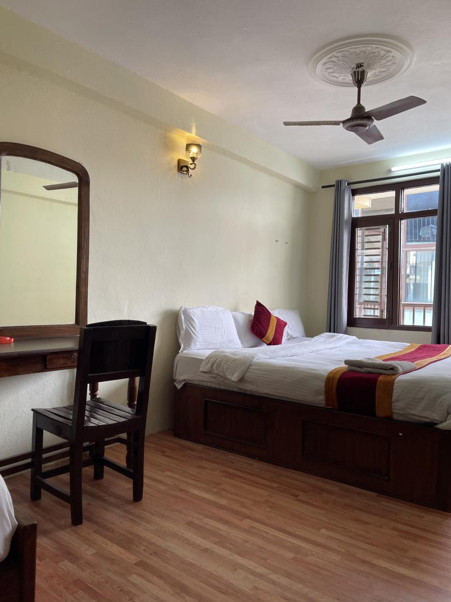 Holy Land Hotel Nepal Катманду Экстерьер фото