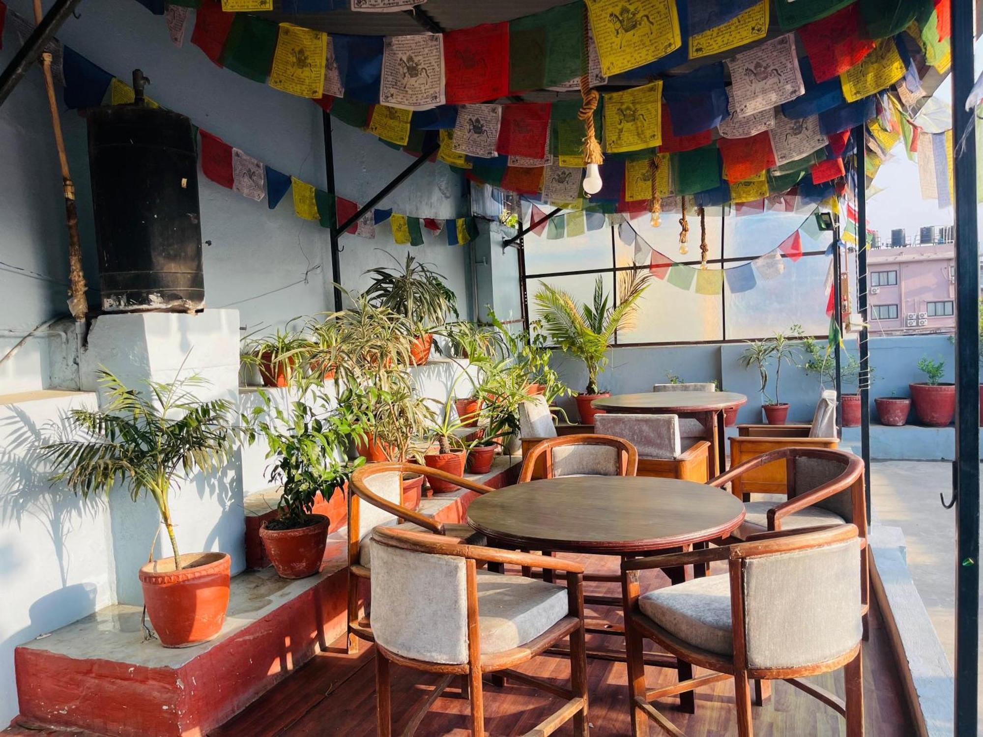 Holy Land Hotel Nepal Катманду Экстерьер фото